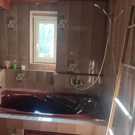 לינה וארוחת בוקר D'hotes Zen A Mazamet, Avec Garage Velos Motos מזמה