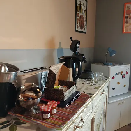 D'hotes Zen A Mazamet, Avec Garage Velos Motos לינה וארוחת בוקר