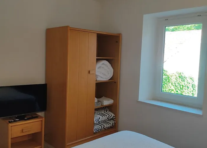 D'hotes Zen A Mazamet, Avec Garage Velos Motos